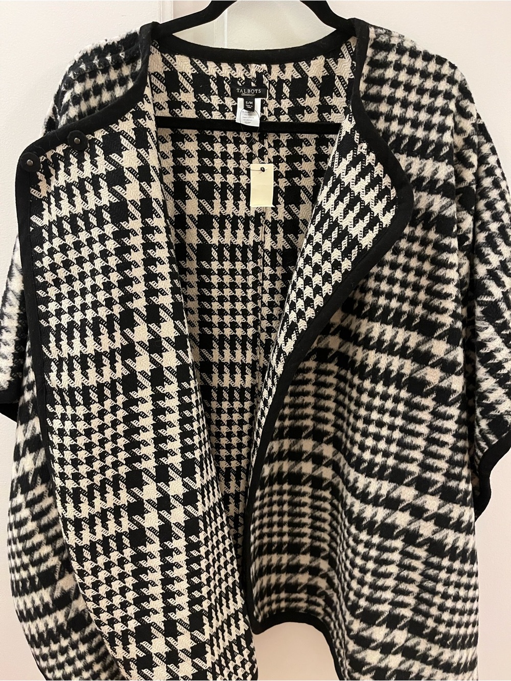 NWT Talbots Black and White Houndstooth Poncho - Size S/M